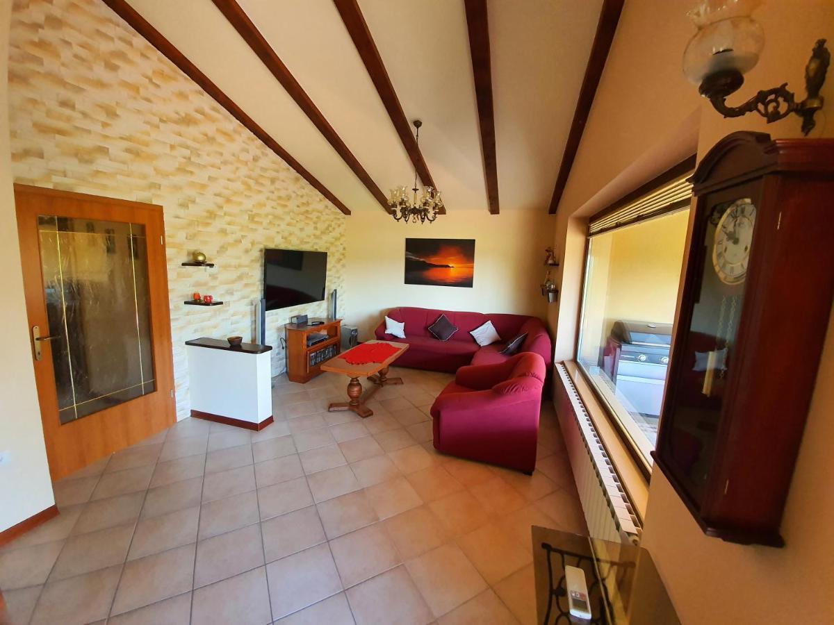 Tunia Apartment สตรุนยัน ภายนอก รูปภาพ